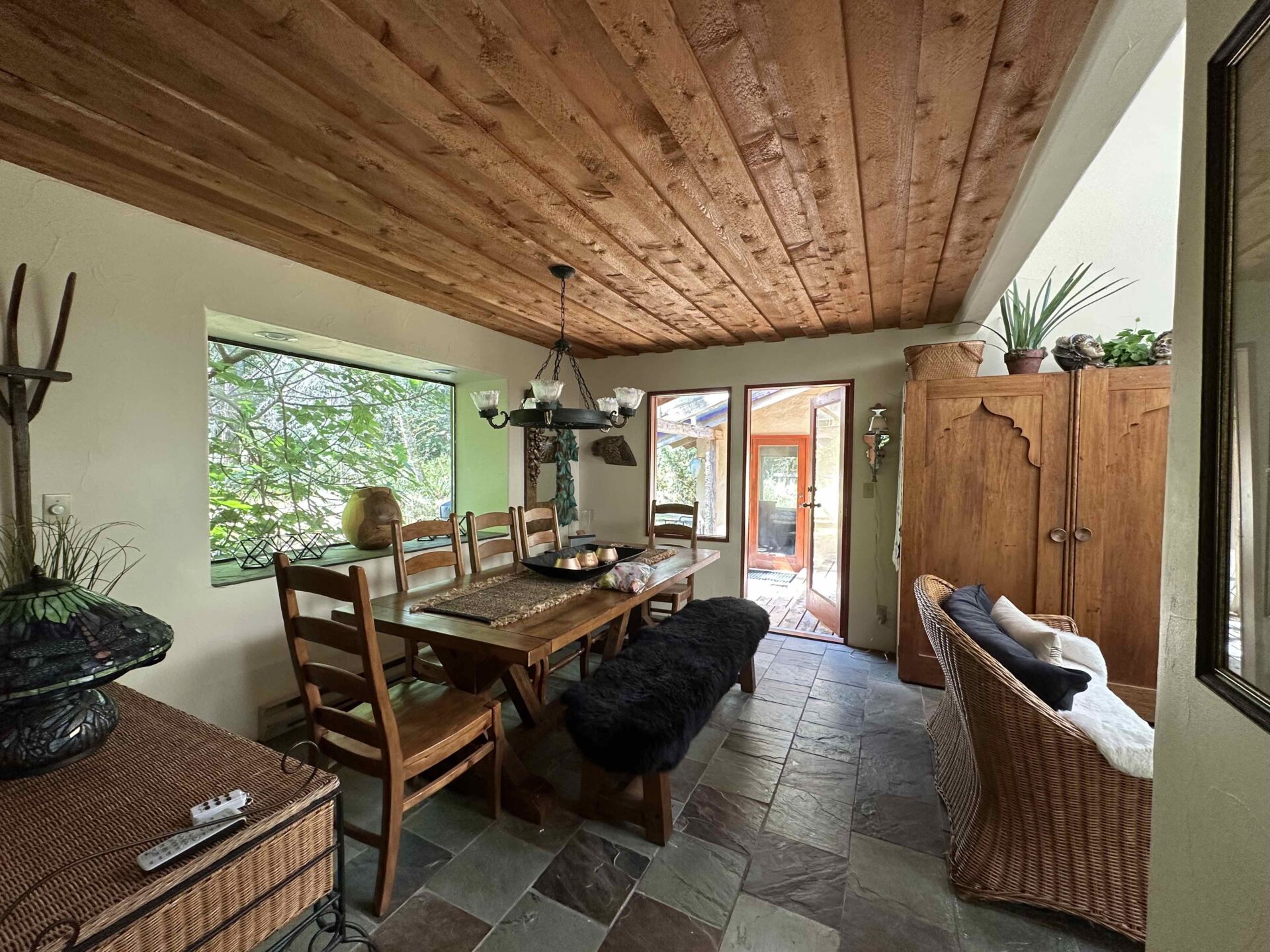 Hornby Island, BC | Find Your Way | All Accommodations